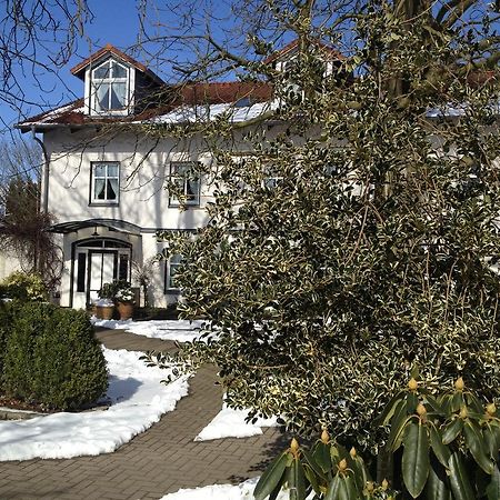 Baerenkrug Hotel Molfsee Exterior photo